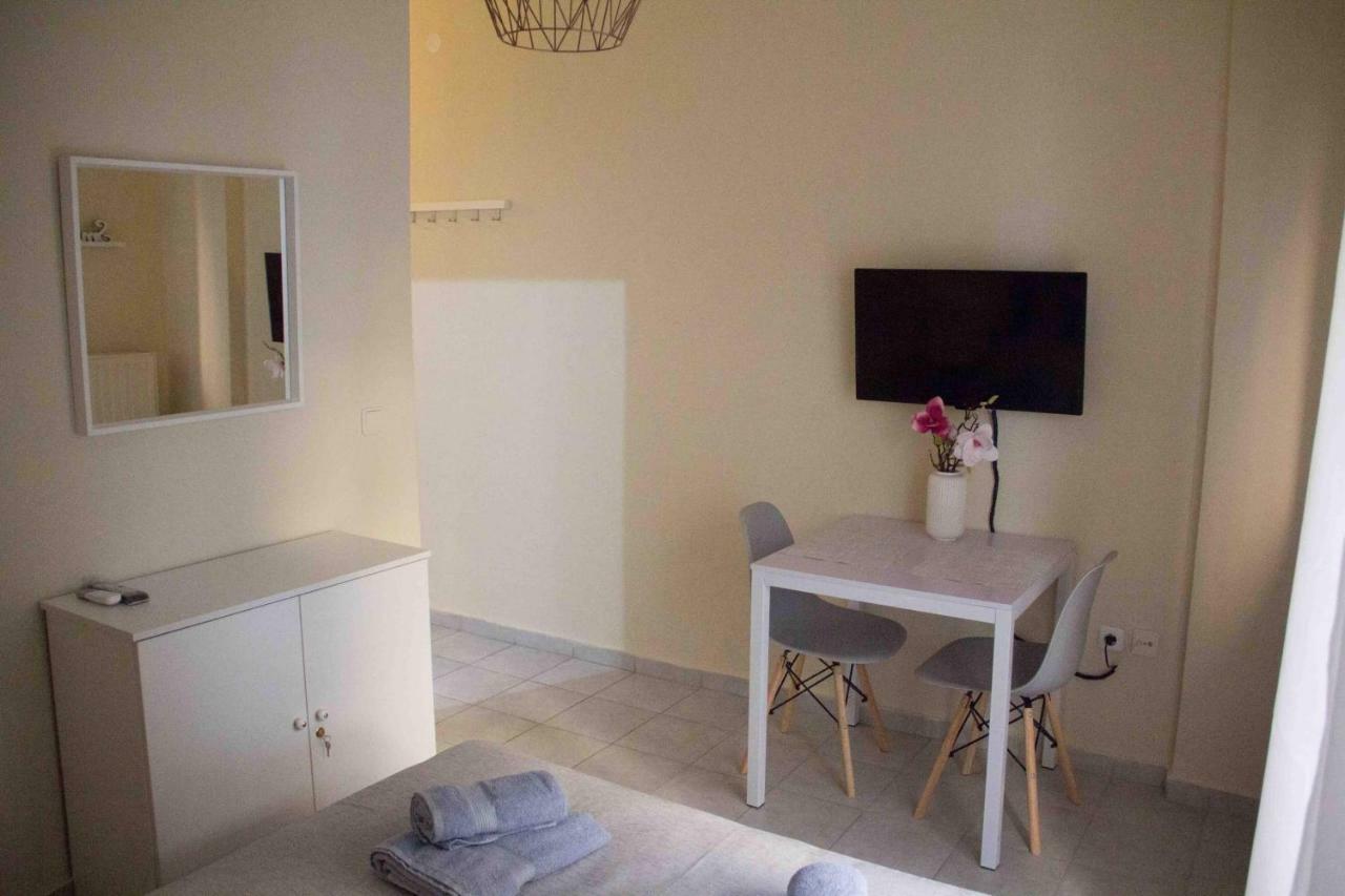 Nikoletta'S Studio Komotini Esterno foto
